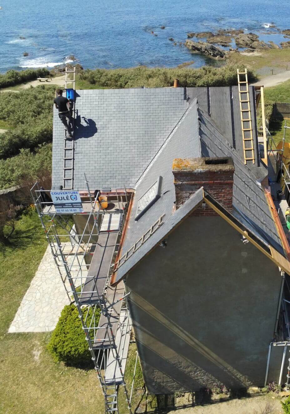 Couverture Julé : les spécialistes de la couverture à Vannes depuis 1969